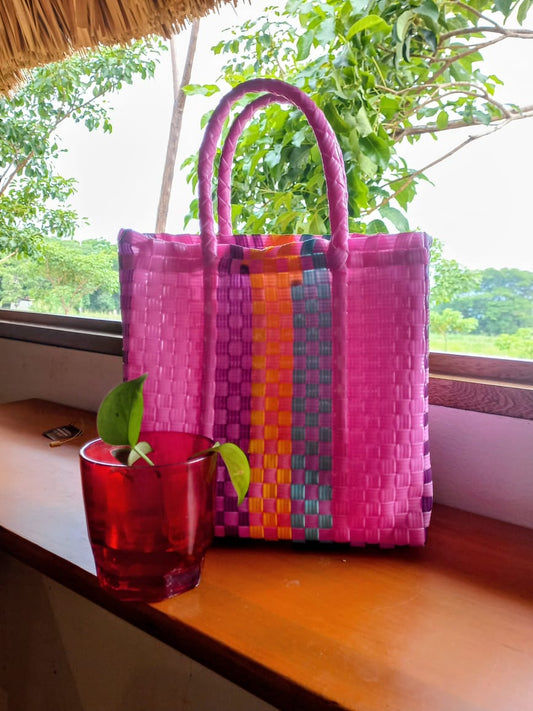 Bolsa mano tejida